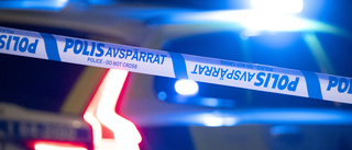 Man i 20-årsåldern skottskadad i Södertälje