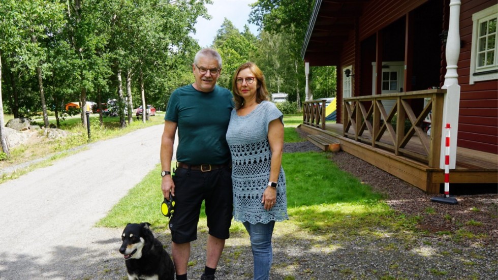 Karin Galli, som driver campinger tillsammans med sin make Roger, menar att de utländska turisterna står för en stor andel av alla bokningar.