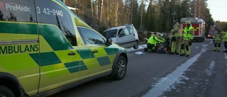 Bilist körde in i bergvägg