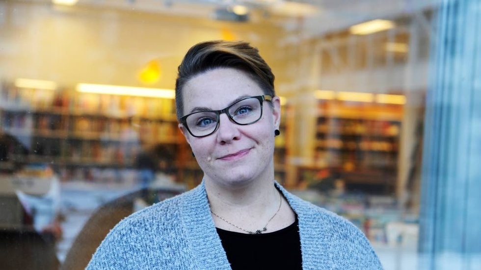 Bibliotekschefen Julia Lindkvist berättar om kommande satsningar.