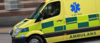 Ambulans på väg till BB krockade