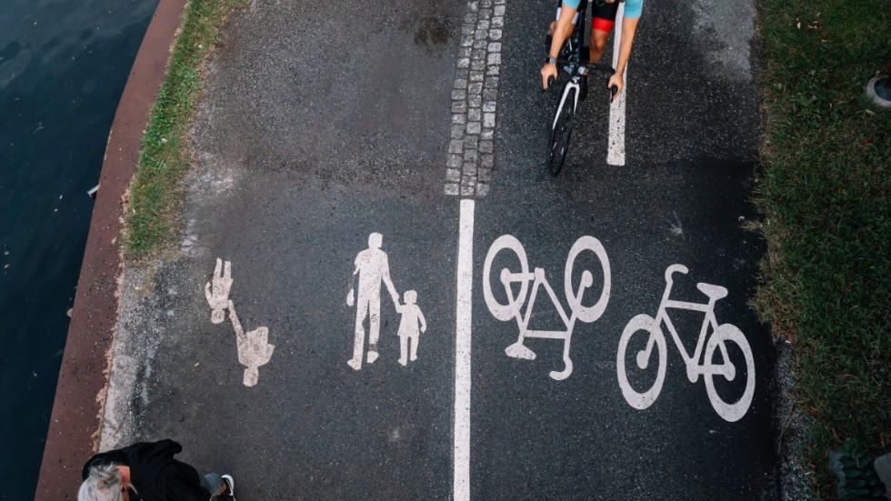 Insändarskribenten saknar säkra gång- och cykelvägar på landsbygden i Nyköpings kommun. Arkivfoto