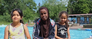 Simskola med tjejer i fokus: "Mycket handlar om att de ska bli trygga i vattnet"