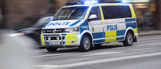 Dramatisk biljakt – tjuvar körde på polisbil