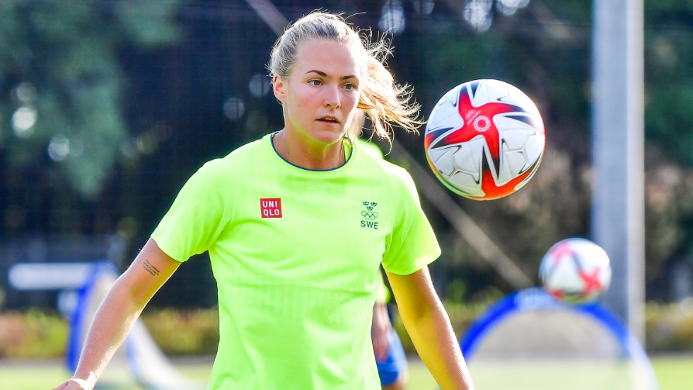 Magdalena Eriksson under sista träningspasset, i Chiba utanför Tokyo, inför andra gruppspelsmatchen i OS, mot Australien på Saitamastadion.