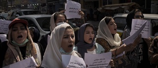 Talibanerna: Flickor får gå i skolan "snart"