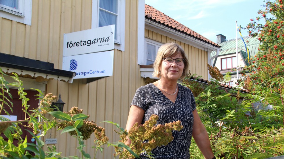 "Vi finns kvar", meddelar företagsrådgivaren Eva Torell vid Nyföretagarcentrum i Kinda/Ydre. Med nedläggningen av Växtkraft Kinda har mycket förändrats för organisationen.