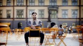 Muhib, 21, matchar studenter med ensamma äldre – "Happy life" kommer till Eskilstuna: "Ibland går det över i ren vänskap"