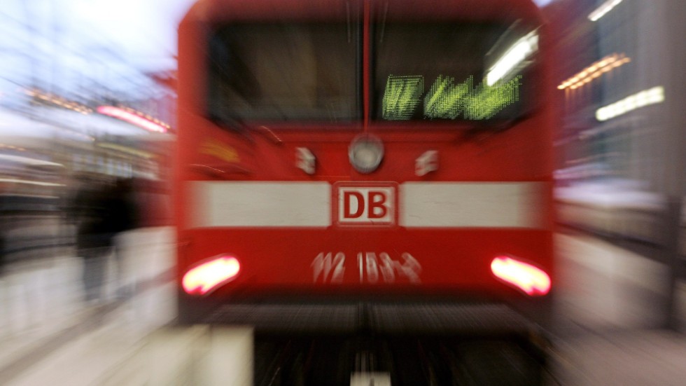 Resor på bland annat lokaltåg och bussar får enhetligt, och lägre, pris i Tyskland. Arkivbild.