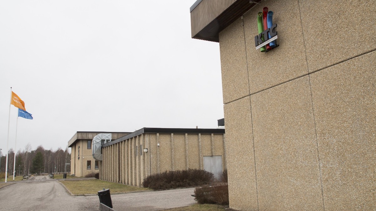 Fler nedskärningar av personal väntar nu på gymnasieskolor