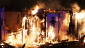 Byggnad vid camping brann ner – misstänkt mordbrand 