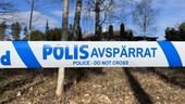 Polis kvar – "Analyserar allt möjligt som hittats i fastigheten"