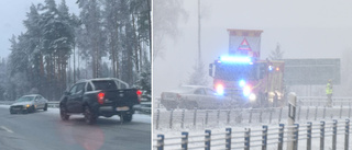 Krasch på E20 i snöfallet – bil sladdade in i mitträcket