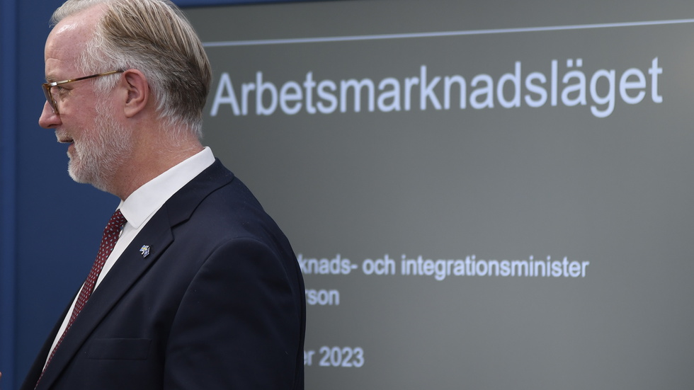 Det ser dystert ut med jobben, sade arbetsmarknadsminister Johan Pehrson (L) utan att få några reaktioner.