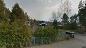 Hus på Svängbacken 18 i Svärtinge har fått ny ägare