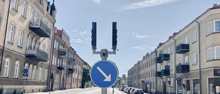 Därför är trafikljusen släckta i vältrafikerade korsningen