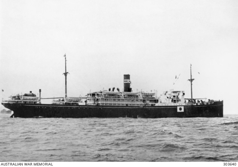 SS Montevideo Maru användes för fångtransporter. Men det visste inte den amerikanska ubåten om som sänkte henne 1942. Pressbild.