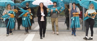 Paraplyer uppmärksammar museets öppnande