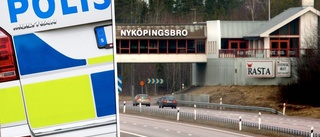 Fyra män försökte sig på springnota i Nyköping – greps av polis kort därefter