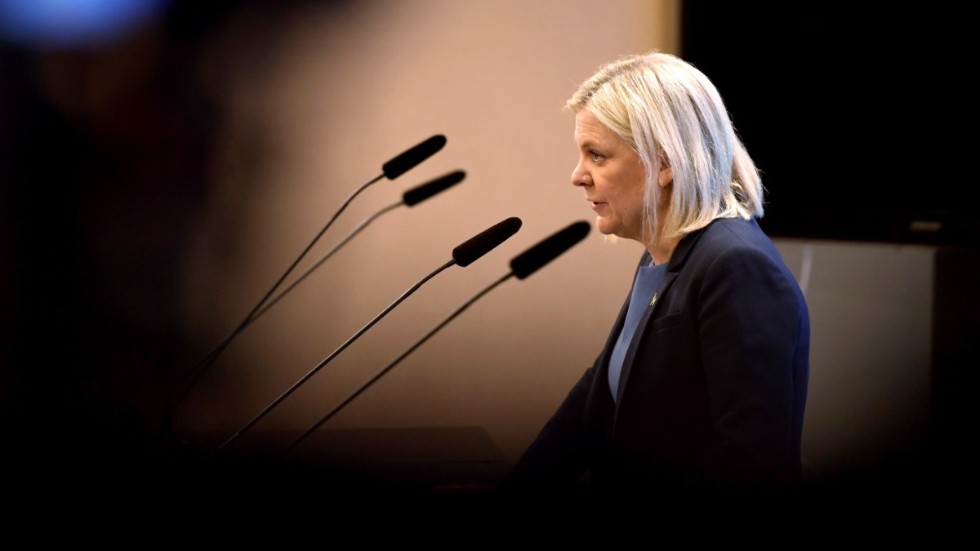 Statsminister Magdalena Andersson (S) gick segrande ur statsministerstriden, men förlorade budgetstriden. Vilket fick Miljöpartiet att lämna regeringen.