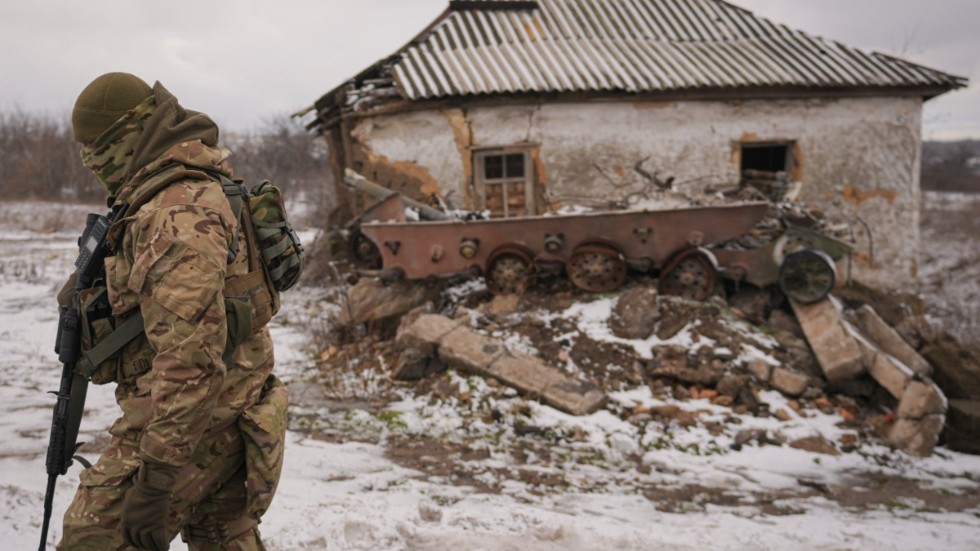 Ukrainsk soldat utanför Avdijivka i Donetsk den 9 februari.