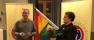 Jonis, 26, tar över som Hbt-ordförande efter Robert Skoglund: "Jag är glad att han tar över"