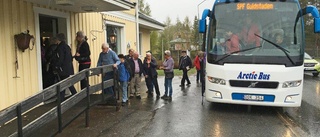 Seniorer på kulturresa i Burträskbyden