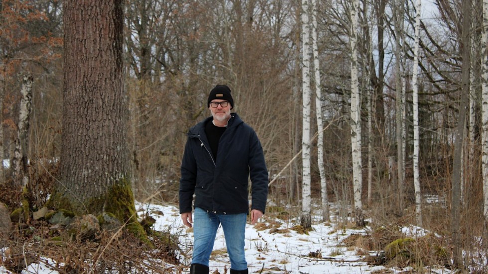 Magnus Gunnarsson är skogsägare i Slättemossa utanför Järnforsen. Han driver även ett skogsföretag som ägnar sig åt inköp, avverkning och gallring.