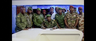 Militären samlar ministrar efter kupp