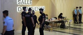 Sorg och ilska i historiskt terrormål i Paris