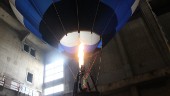 Luftballong inne i Bråvallaverket start på konstprojekt