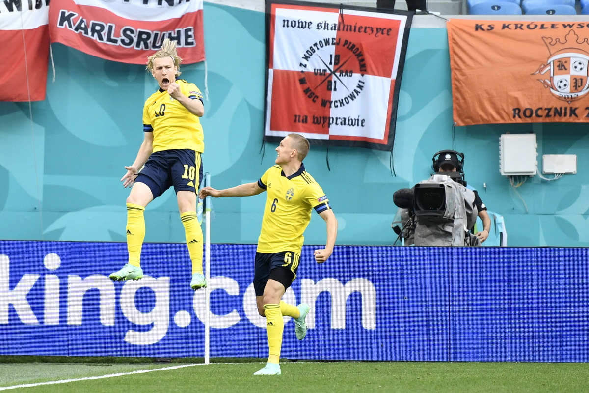 Forsberg ger Sverige drömstart mot Polen - Corren