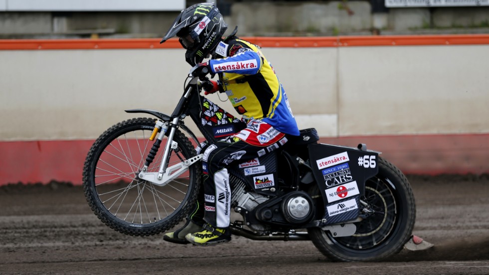 Fredrik Lindgren förlänger sitt kontrakt med Västervik Speedway.
