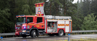 Larm om brand från tankbil från Vittraskolan – stod stilla på E4