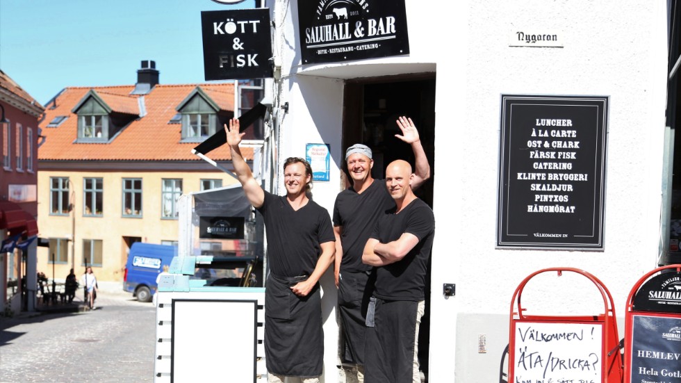 Bröderna Peder, Simon och Jens firar 10 år med Jessens Saluhall & Bar. 