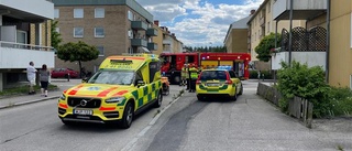 Två till sjukhus efter krock i centrala Katrineholm