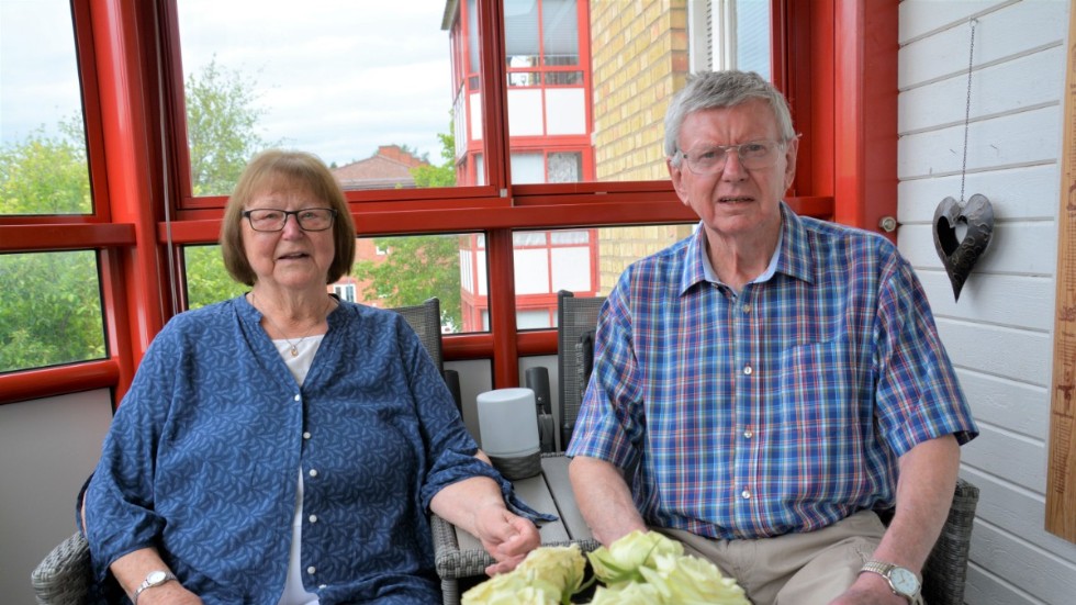 Birgit och Göran Karlsson i Mjölby har haft ögonen öppna för nya möjligheter genom livet. Men det finns en sak som de inte velat byta ut – varandra. Den 23 juni firar de diamantbröllopsdag efter 60 år som gifta.