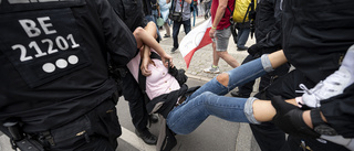Man dog och 600 greps vid tysk coronaprotest