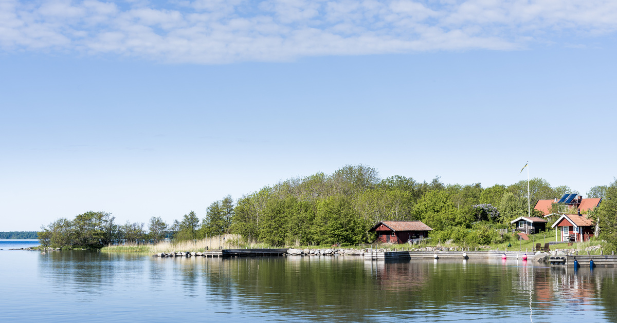 Så laddar du elbilen säkert i sommarstugan
