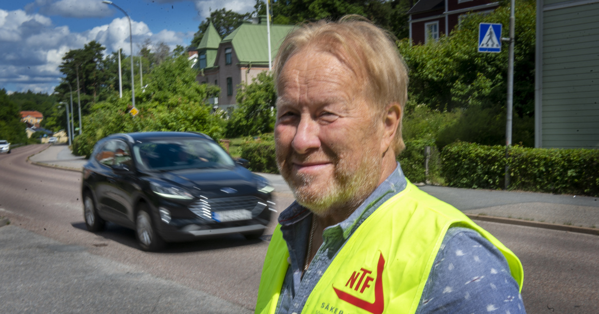 Körde 105 kilometer i timmen mitt i stan