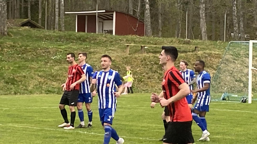 SK Lojal lyckades inte stå emot IFK Västervik. 