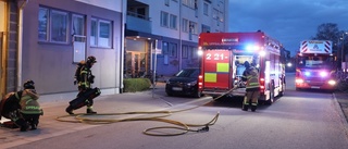 Röklukt i trappuppgång i Uppsala – brandkår ryckte ut