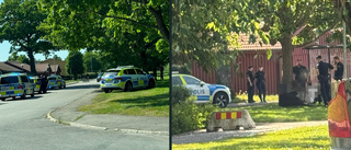 Flera personer frihetsberövade efter polisinsatsen i Ljungsbro 
