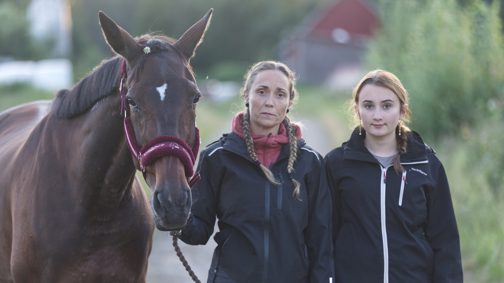 "Panic surged through me as I stood there. I hadn't had time to process my own fear, still mounted on my horse at a distance. My daughter was between me and the bear."