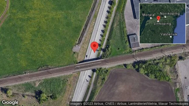 Olja på vägen stör trafiken