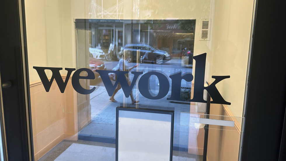 Aktien i Wework, ett bolag som hyr ut kontorslokaler, tappade halva sitt värde på den amerikanska börsen. Arkivbild.