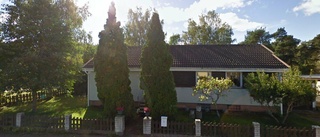 Fastigheten på postadress Gellmansgatan 12 i Öregrund har bytt ägare