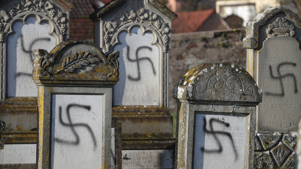 Ett sätt att motverka antisemitism är att sprida kunskap och fakta, skriver Maud Wachtmeister (KD).