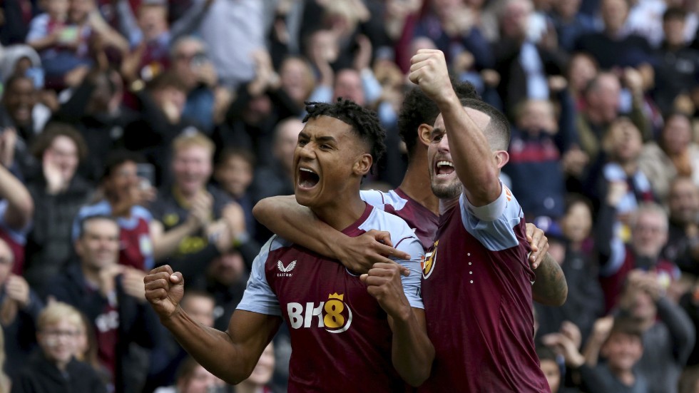 Ollie Watkins stor matchhjälte för Aston Villa.