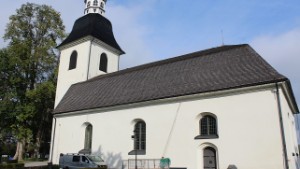 250-åriga kyrkan får sitt tak renoverat 